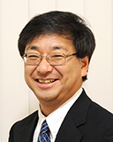 医学研究院長<br />
免疫発生学教授<br />
中山 俊憲